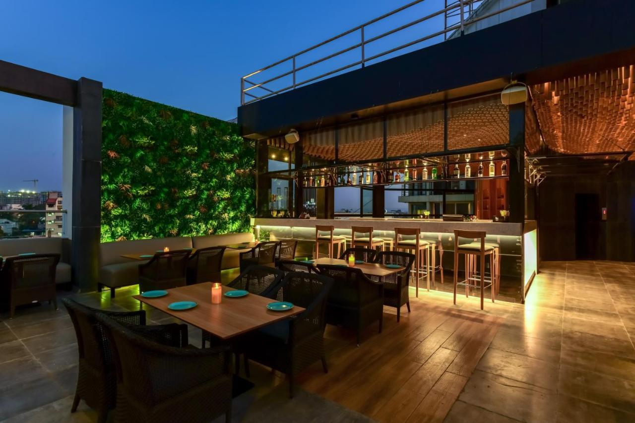 Regenta Place Raysons Kolhapur Exterior photo