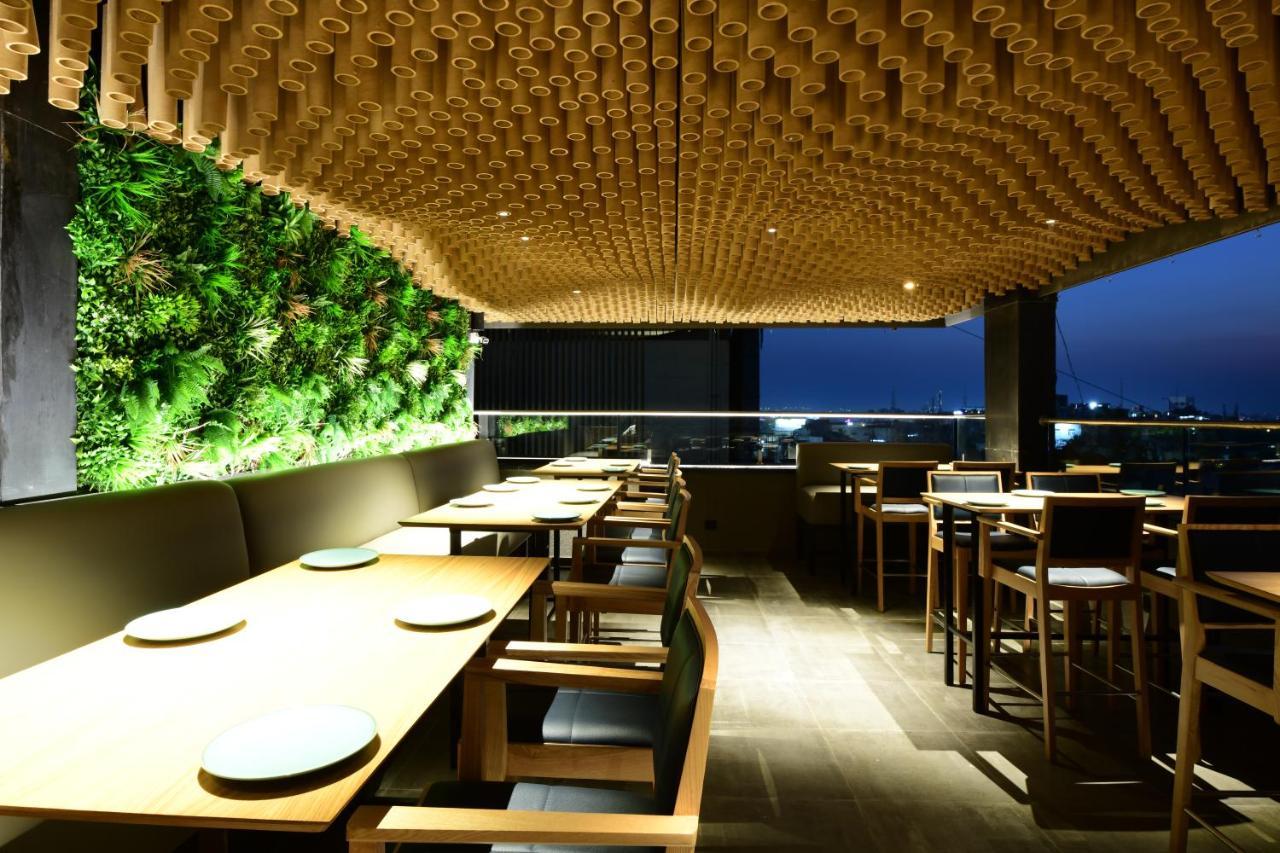 Regenta Place Raysons Kolhapur Exterior photo
